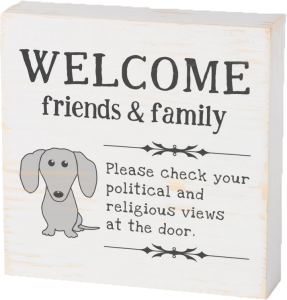 Read more about the article Surprisingly Funny: Wooden Welcome Signs for a Home Full of Laughter
