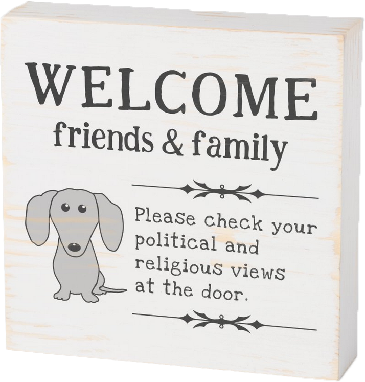 Read more about the article Surprisingly Funny: Wooden Welcome Signs for a Home Full of Laughter